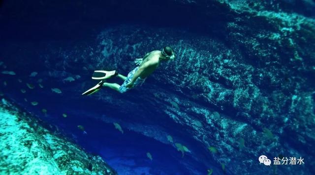 菲律宾最美奇景——The Hinatuan Enchanted River魔幻之河