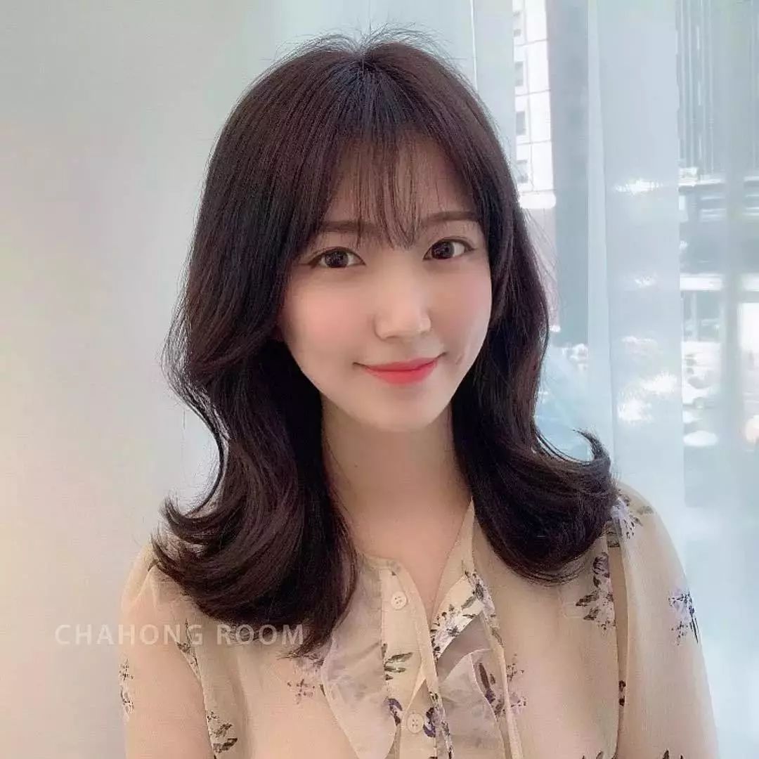 换上这款鱼尾烫发型简直美爆了
