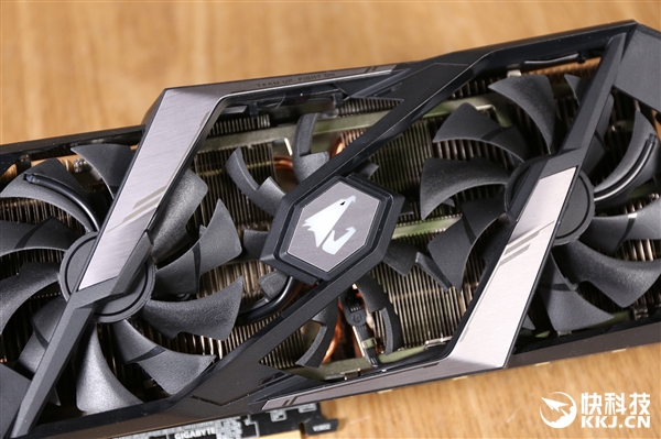 技嘉Aorus RTX 2080 Ti Xtreme 11G显卡拆解图赏