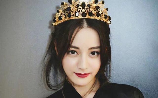 修图师在线吐槽明星全靠精修！爆料热巴细纹多，鹿晗鼻毛长