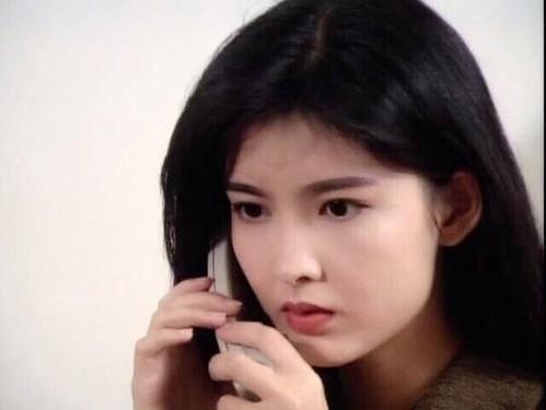 《大时代》李丽珍周慧敏谁更美?李丽珍灵动可爱像水蜜桃儿