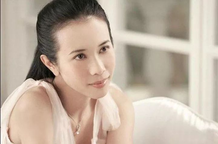 袁泉赴港投保1500万,为何明星买保险成风潮?