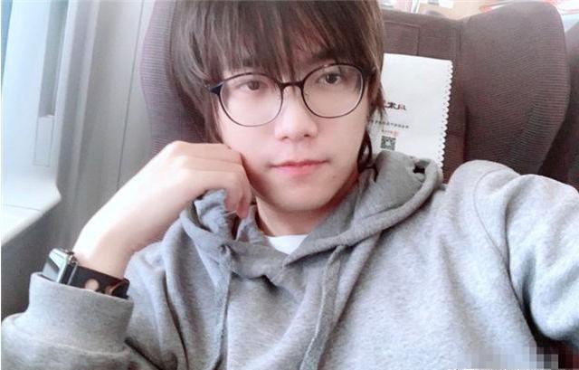 吴织亚切大忽悠直播百万级up主的主播修炼之路