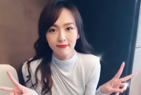 今天活动偶遇唐嫣,不愧是明星,气质颜值身材都没得挑