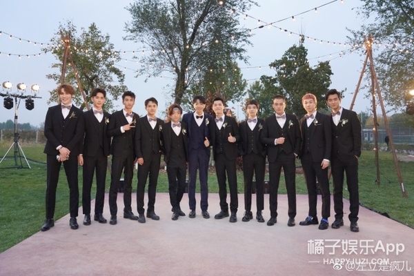 还记得2013届快乐男声饶威吗？他现在长这样啦！