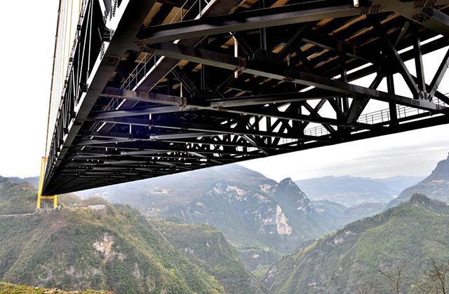 中国逆天造桥技术,居然使用火箭造桥,23个国家纷纷效仿
