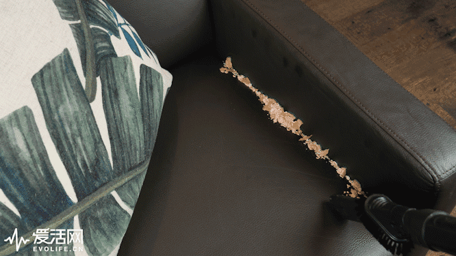 沙发缝隙清洁gif