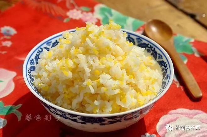 精白米饭易缺营养,米里加入这些健康食材,越吃越健康