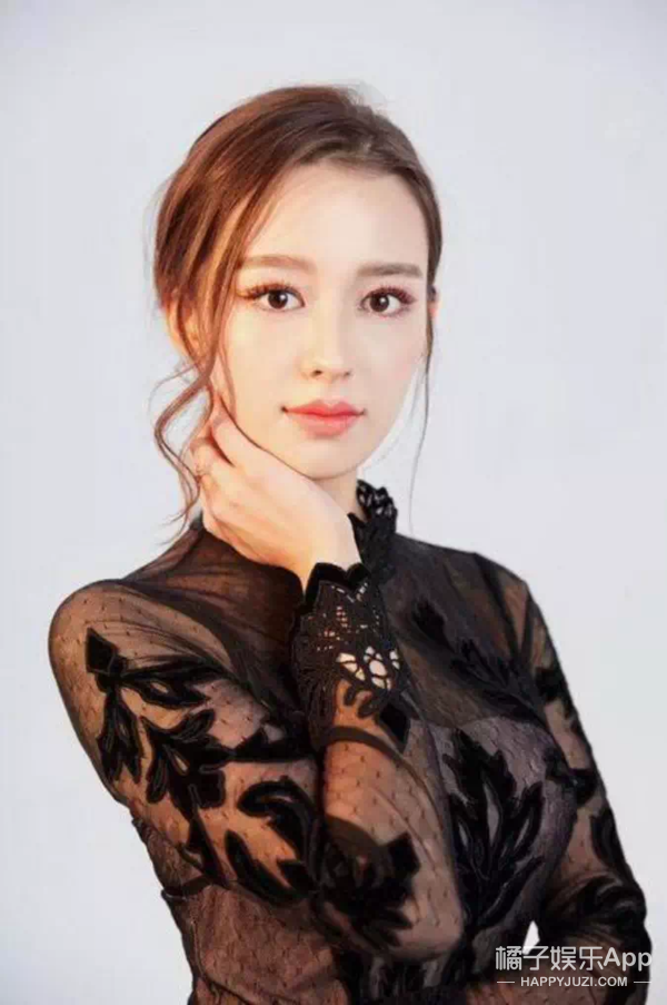 以前嘲人家只能娶皇室公主，结果他搞到真公主了.....