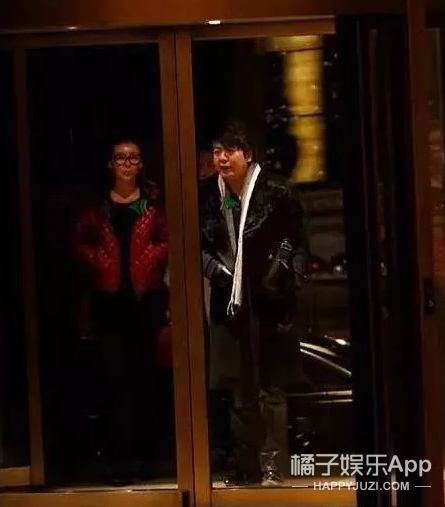 以前嘲人家只能娶皇室公主，结果他搞到真公主了.....