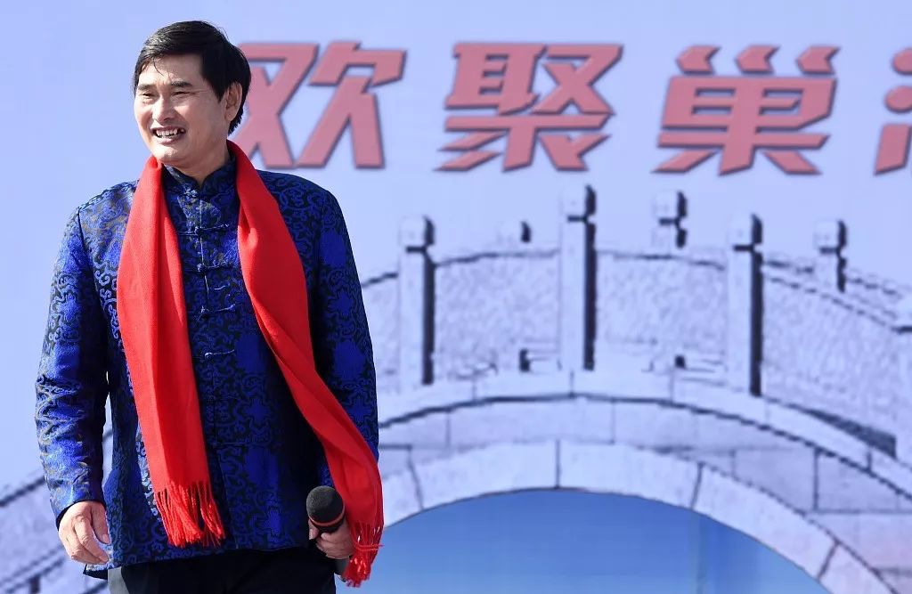 “大衣哥”成名启示录：赚钱很容易，做好事太难！