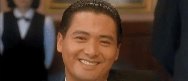 哪位明星最适合留大背头? 周润发潇洒, 万梓良霸气, 最后大哥风范