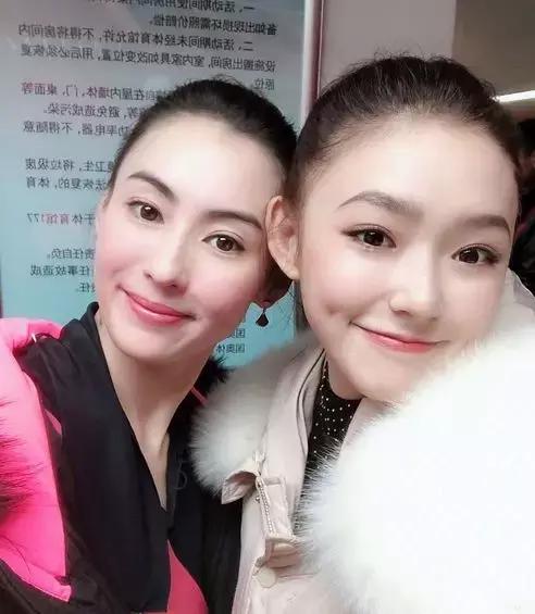 满口“芝言芝语”，为啥都说她拿三世情商换了一世颜值？