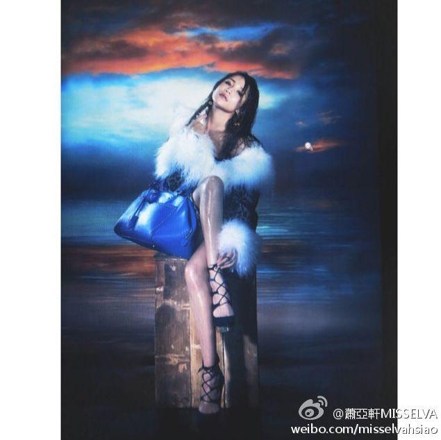 跟萧亚轩男友的更新频率可以一比的，怕只有她自己的脸了
