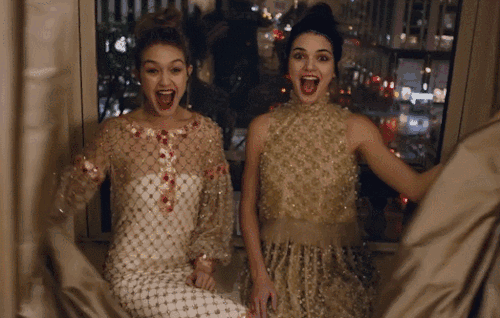 女人天下 正文 《时尚芭莎》对你而言是什么样的存在? 明星?时尚?