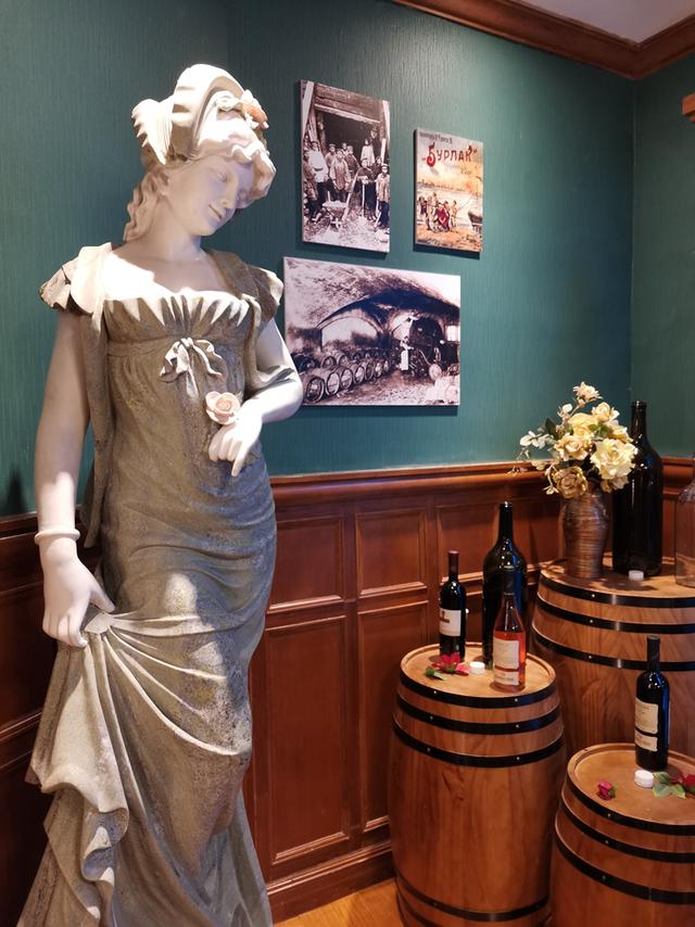 哈尔滨伏尔加庄园夏日风情,异国情调中的清凉假期