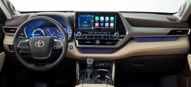2020款汉兰达外观升级，车身加长，配JBL Premium音响系统