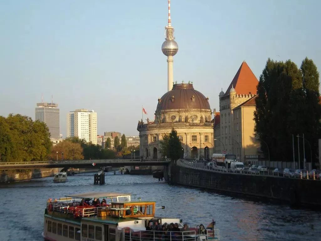 德国旅游必去的十大景点，简直就是美cry
