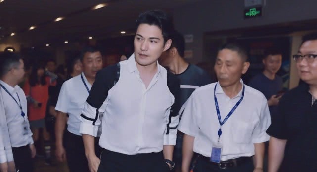 严屹宽综艺首秀暴露情商！曾经的“天涯四美”是如何输掉人气的？