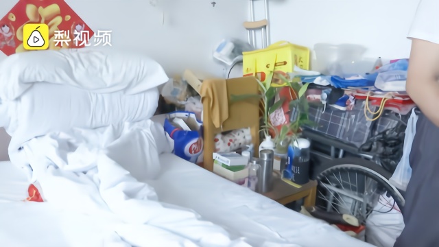 女子手术后赖病房4年不出院 法院再不走强制执行 凤凰网视频 凤凰网