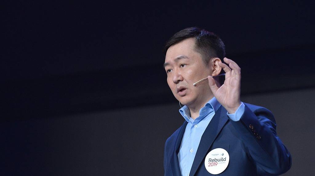 【虎嗅晚报】王小川:50%以上的人看病用搜索引擎;京东