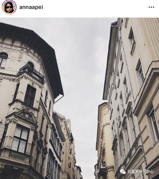 The only family that has been rich for more than 15 generations, at the age of 22, she lay down and crushed half of the celebrity circle.