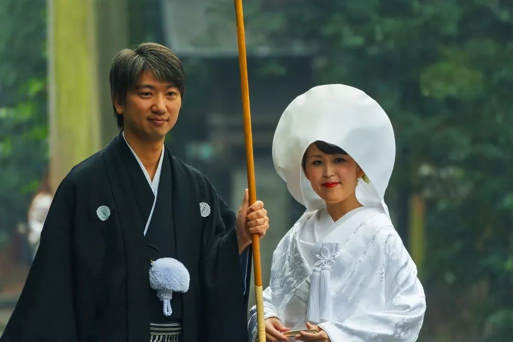 60岁后坚决离婚的中国夫妻:婚姻死了,爱情可以重觅