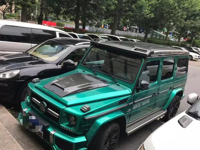 一台手机两分钟掉价上百，在华强北倒腾手机，比A股刺激多了