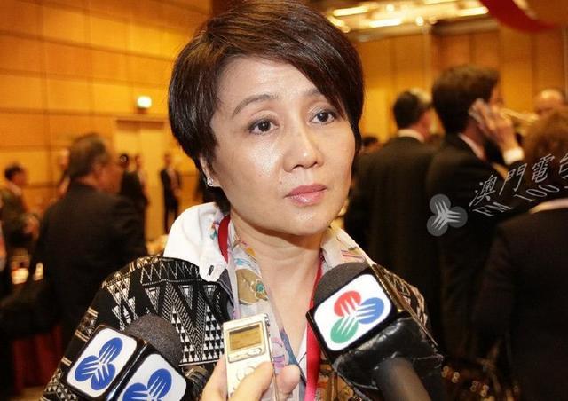 赌王四房梁安琪一路逆袭上位,母亲强势霸道子女质量却双商堪忧