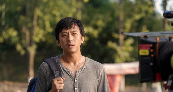 离开《跑男》后，邓超用《银河》的廉价滤镜，剑指15亿票房