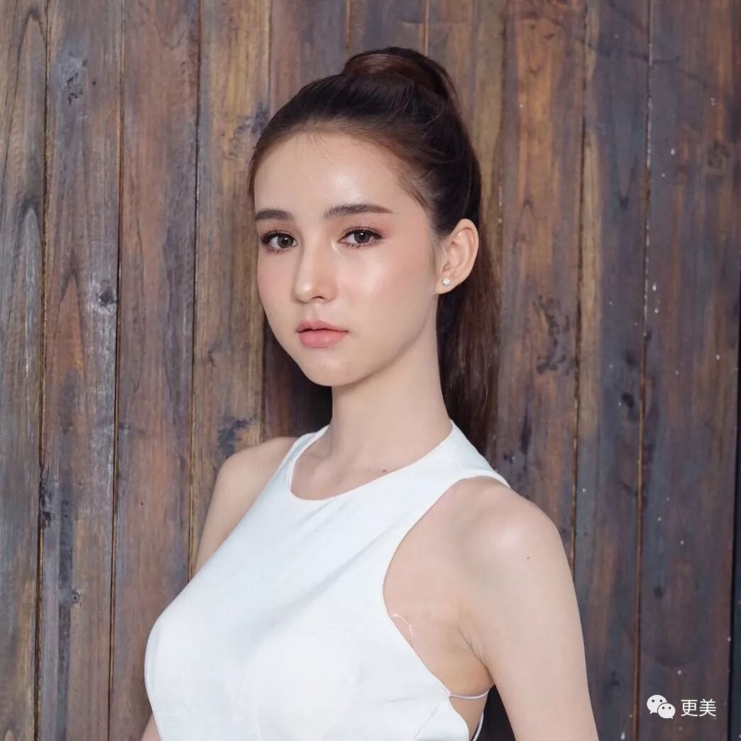 人妖选美冠军美过baby、来中国狂吸金,真不给女人留活路!