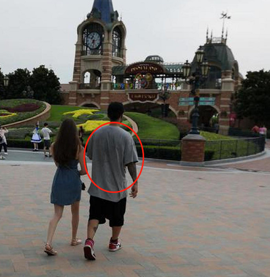 好友曝光聊天记录，蒋劲夫一个字回应新恋情