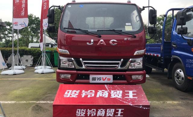 蓝牌轻卡用户如何走出选车困境?全新骏铃轻量化产品亮理想方案