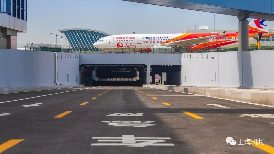 上海浦东机场飞行区不停航工程