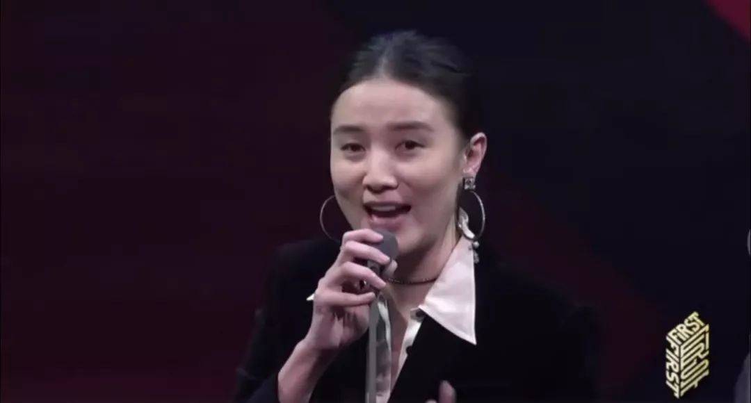 海清发言被嘲了？但她不只为了说中年女演员更便宜