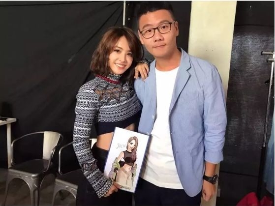 他俩在一起了？暗戳戳地发糖？粉丝们都默认了