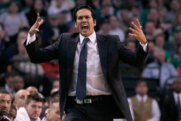 斯波尔斯特拉战术调度灵活多变决胜时刻运筹帷幄