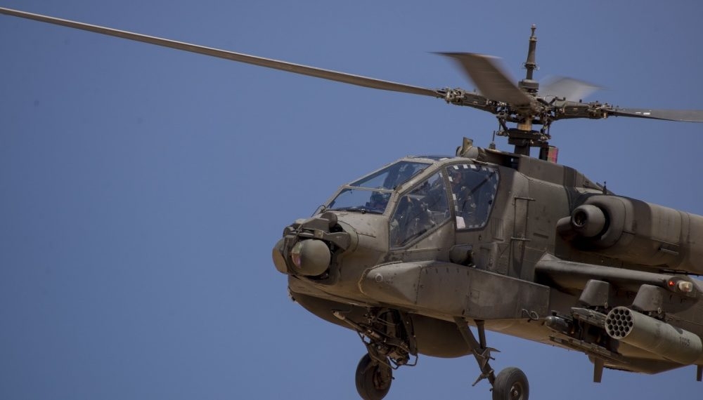埃及在遭遇俄制卡-52直升机困难后新购买10架阿帕奇直升机
