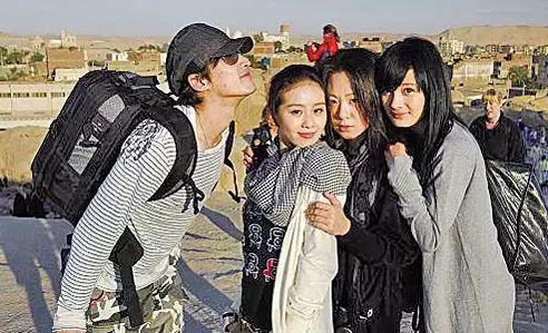 如果蒋劲夫是你朋友，你会怎么发微博？