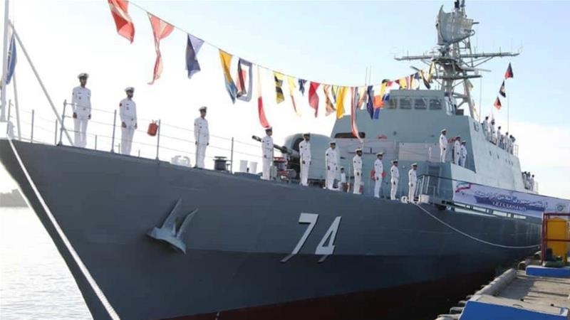 伊朗新的萨汉德号国产驱逐舰下水服役