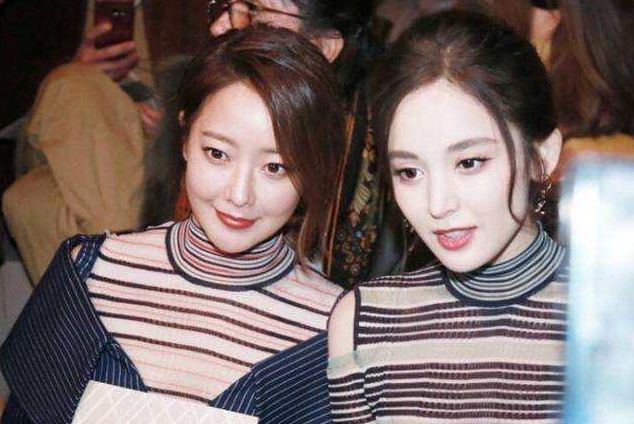 无修图的娜扎和韩国第一美人撞衫同框，依然吊打？