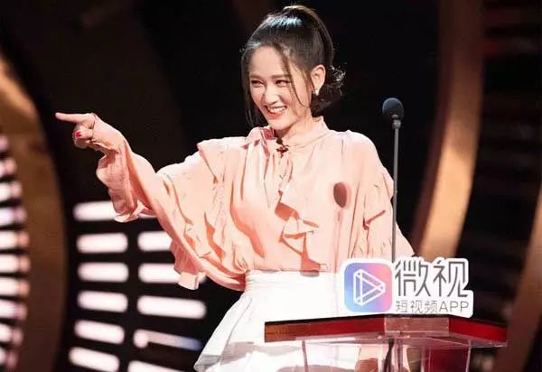 《吐槽大会》被陈乔恩美到了,六字回应深夜买