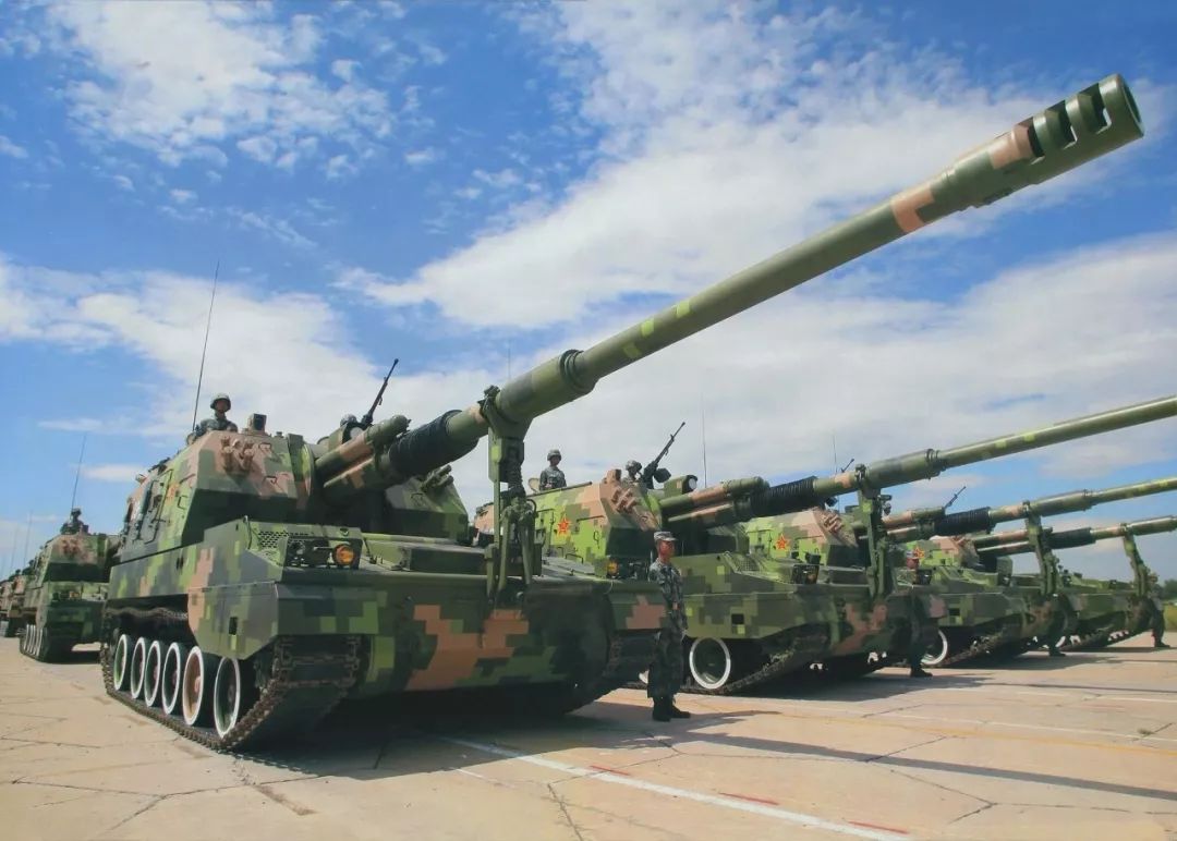 中国未来自行火炮或用电热化学炮，性能超美XM1299_凤凰网军事_凤凰网