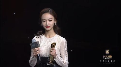 时尚先生盛典明星直播图来了！赵薇黑眼圈吓人，杨幂满脸倦容！