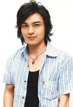 男星与相恋6年女友分手后堕落，多次打架惹事，如今被起诉伤害罪