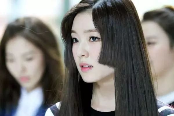 继辛芷蕾之后，崔雪莉也靠一个杀马特发型养活了整个美发产业！