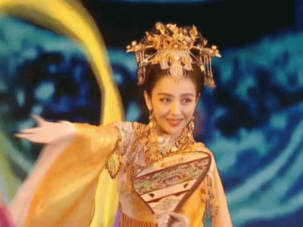 彭昱畅接不到吻戏竟是因为这个 佟丽娅也太美了吧！