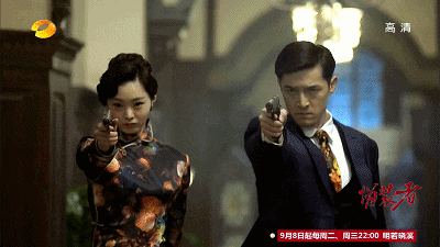 刚走红就变社会姐2.0，通稿自诩旗袍皇后，金星为其穿衣竟遭白眼？