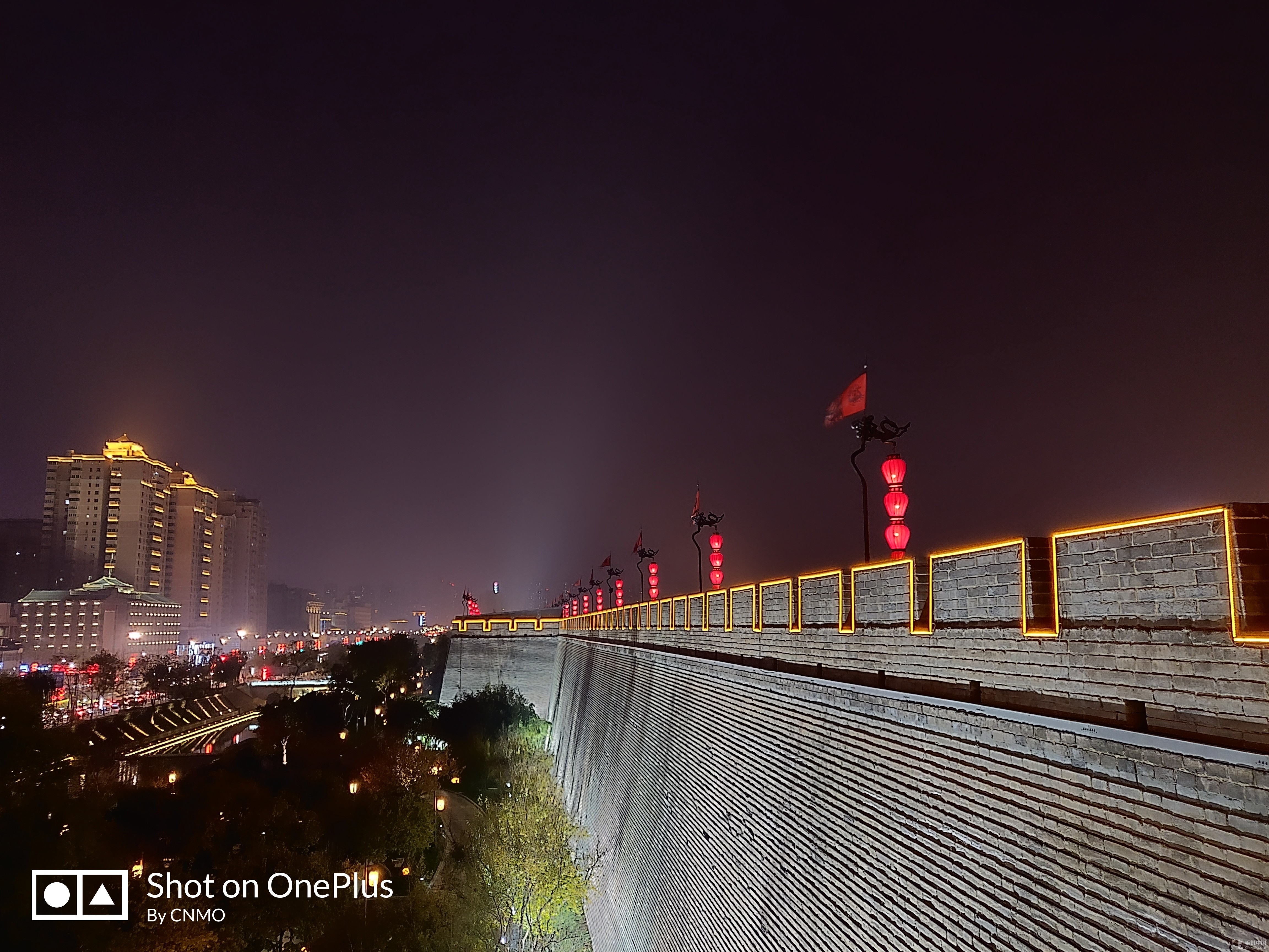 行摄志：跟随一加6T领略夜之古城的壮美
