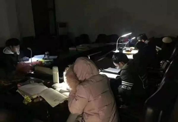 南昌大学校区停电5日 供电方和学校被指相互“甩锅”
